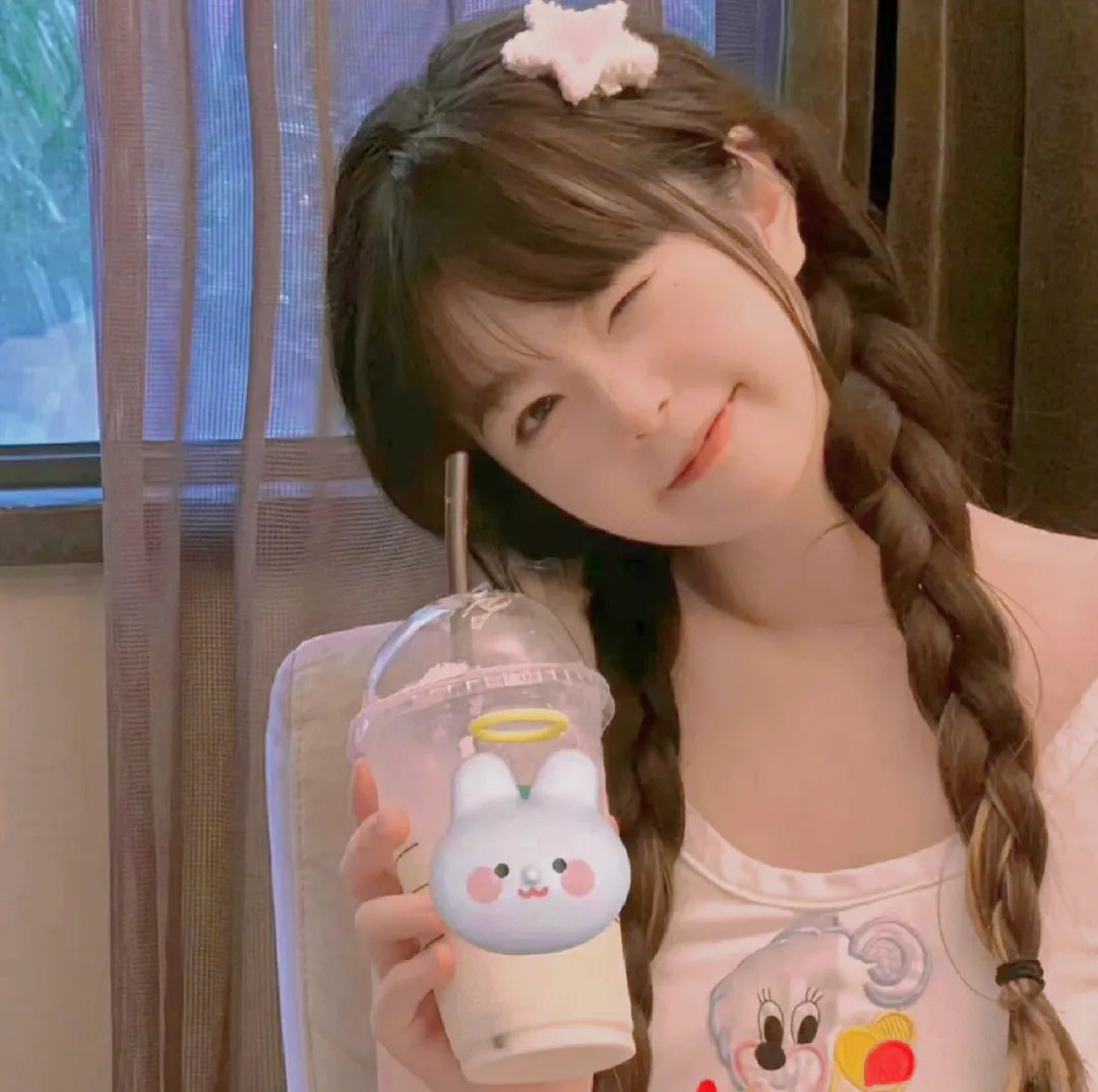 彩凤笙歌